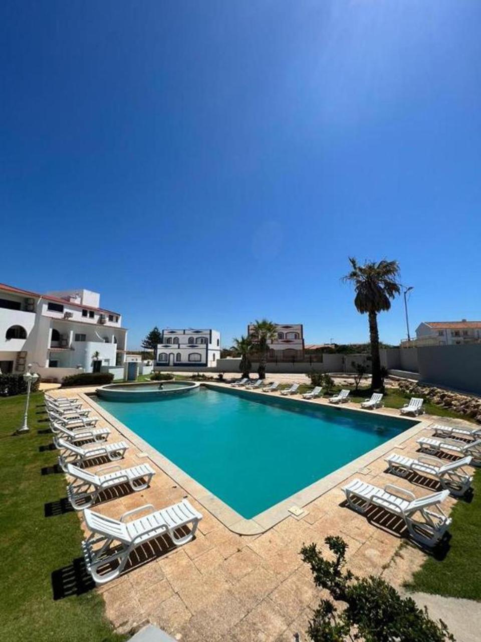 Enjoy Pool, Beach And More At This Nice Apartment Only 3 Minutes From Mareta'S Beach ซาเกรส ภายนอก รูปภาพ